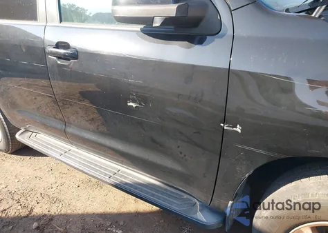 2012 Toyota Sequoia Sr5 4.6L V8 z USA, uszkodzony, nr VIN 5TDBM5G14CS002098